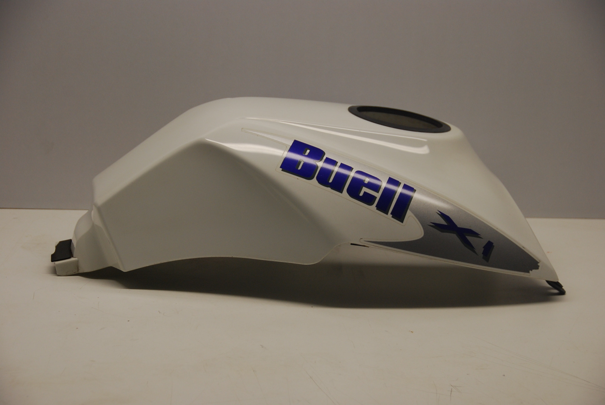 Buell X1 Lightning 20022004 Tankschutz (Fuel tank cover) 201480854 eBay